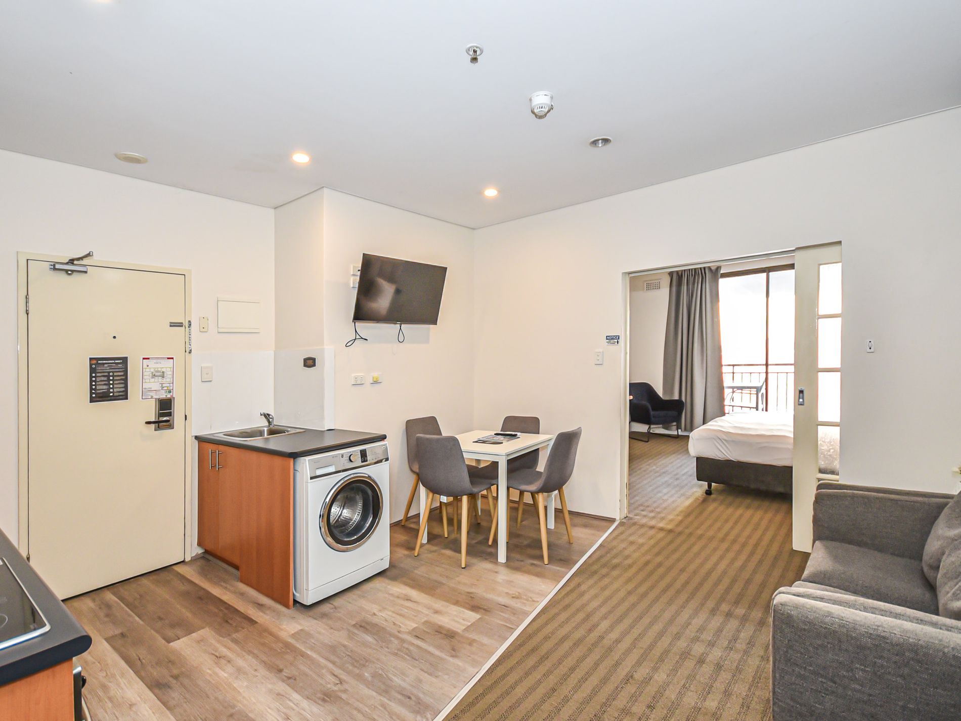 105 / 12 Victoria Avenue, Perth