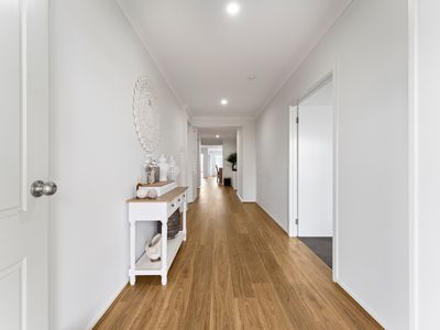 41 Yeungroon Boulevard, Clyde North
