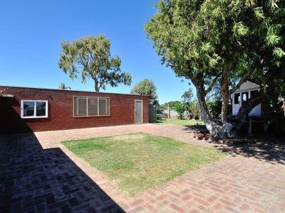 34 Hawker Street , Safety Bay