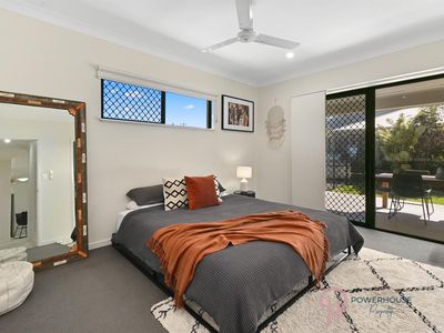 78 Bulleringa Loop, Mount Peter