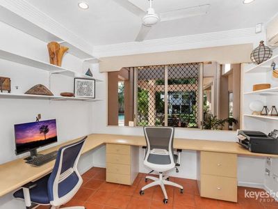 9 Glencoe Court, Annandale