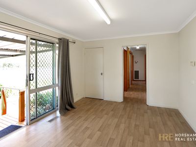 20 Felstead Avenue, Horsham