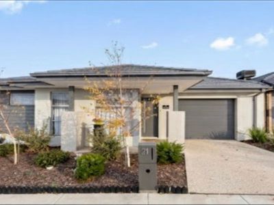 21 Colmar Street, Lara