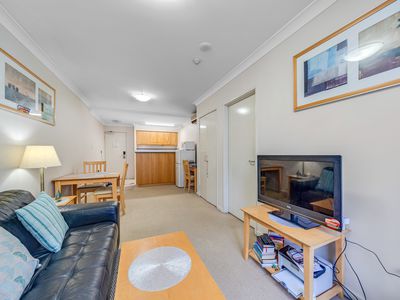 402 / 126 Mounts Bay Road, Perth