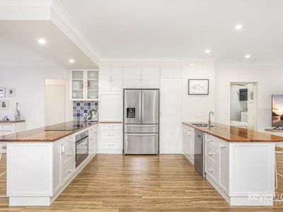 2 Chatham Court, Alice River
