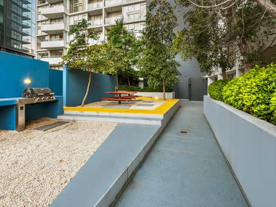 1009 / 8 McCrae Street, Docklands