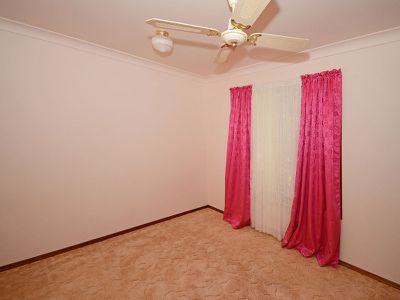 42 BAYRISE DRIVE, Urangan