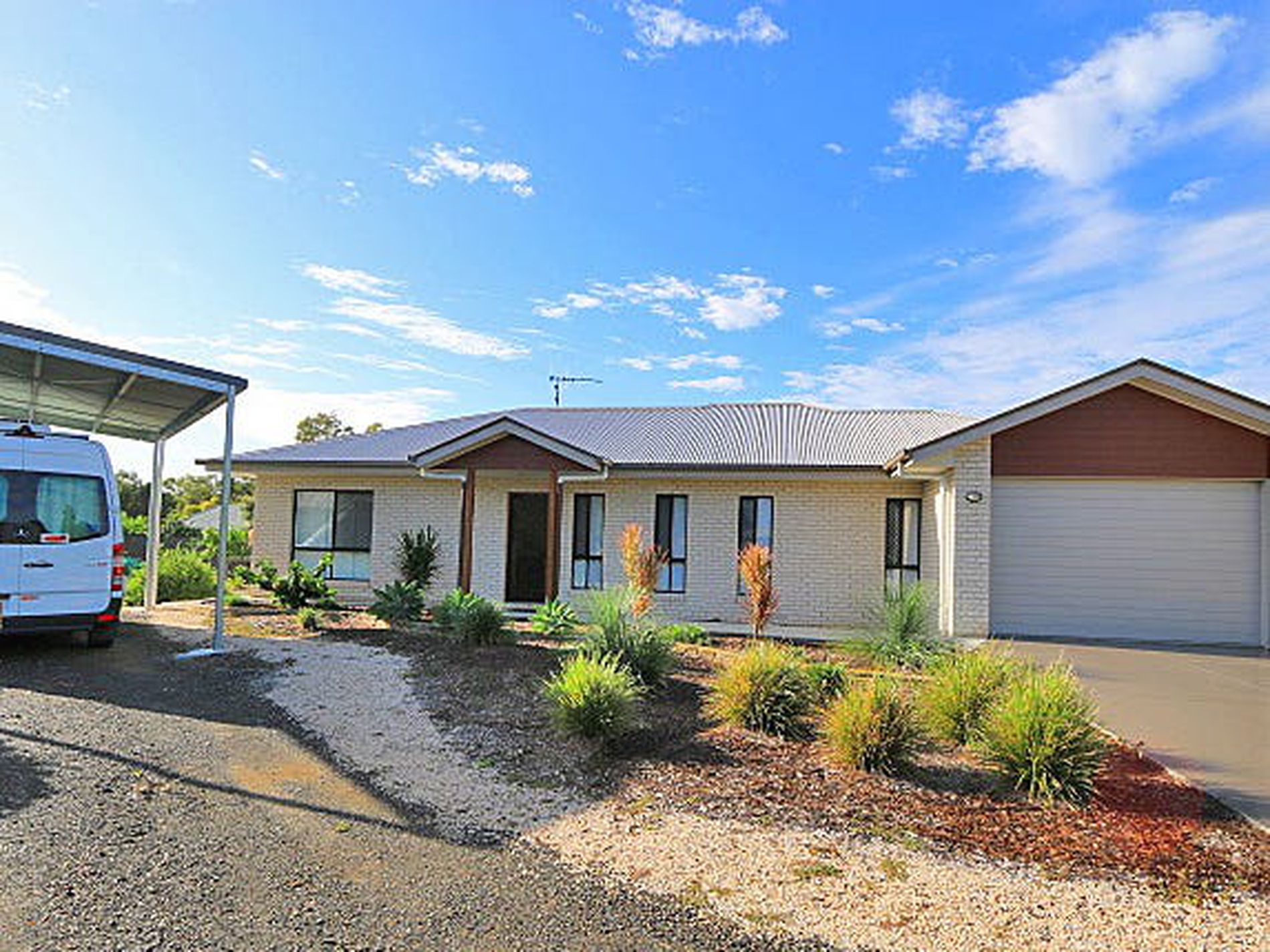 2 Emu Court, Woodgate