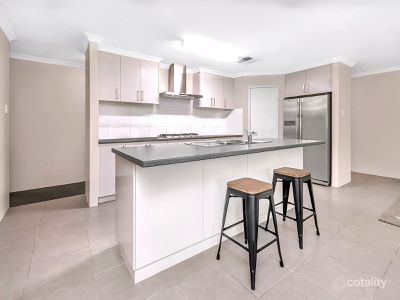 8 Gilba Place, Maida Vale