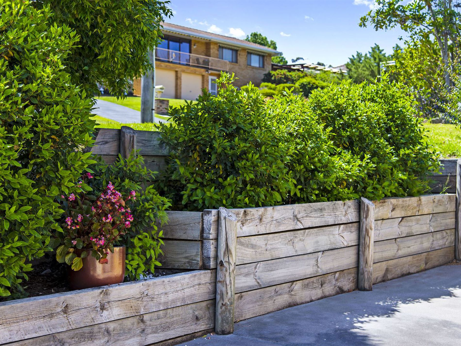 25 Bushland Avenue, Mollymook