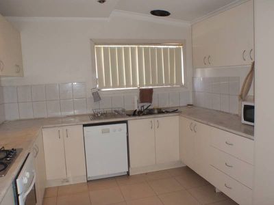 75 McArthur Avenue, St Albans