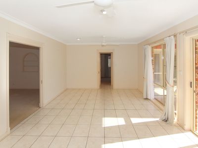 15 Friendship Key, Forster