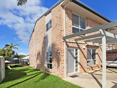 1 / 98 Amarina Avenue, Mooloolaba