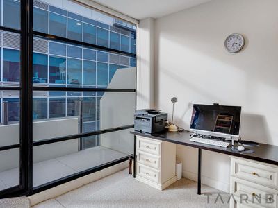 702 / 61 Hindmarsh Square, Adelaide