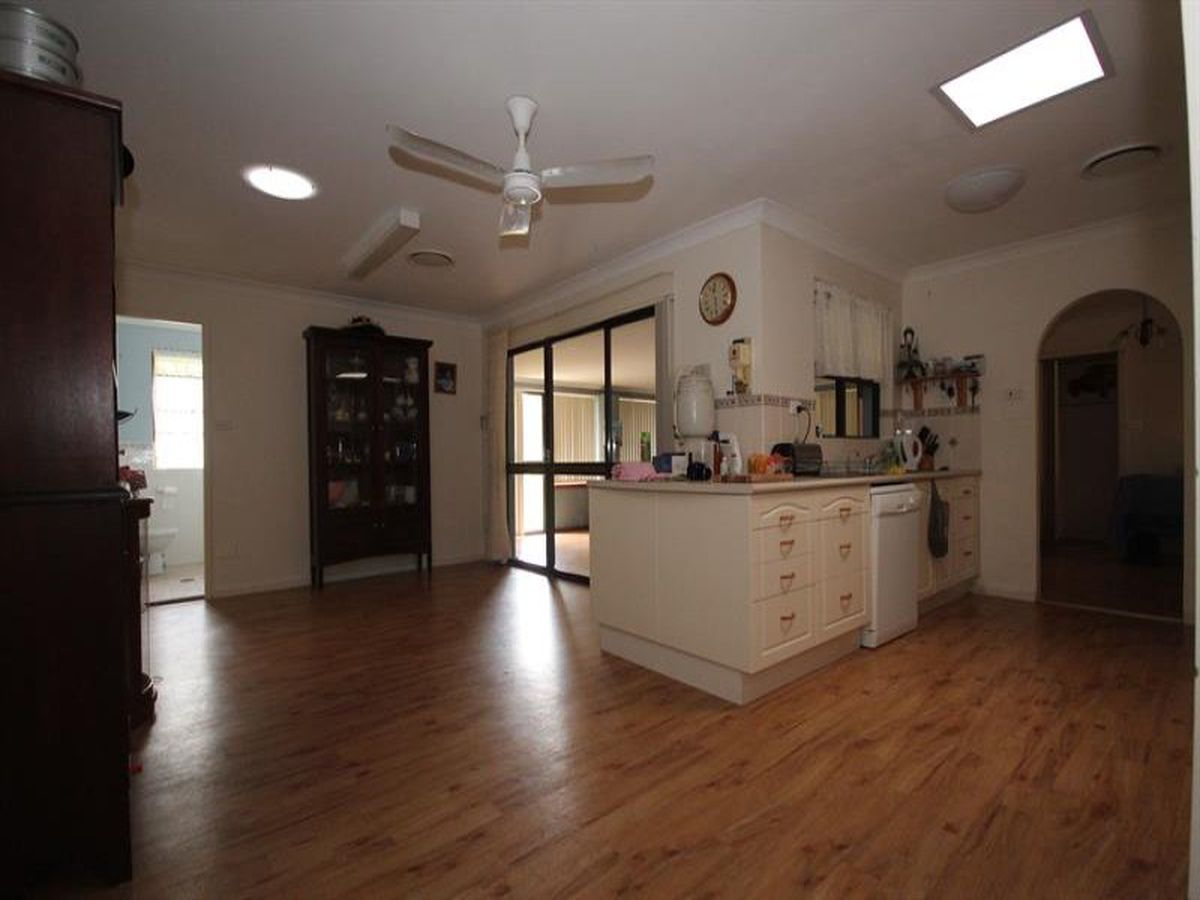 21 Tonia Ave, Salt Ash, Salt Ash - Thumbnail 7