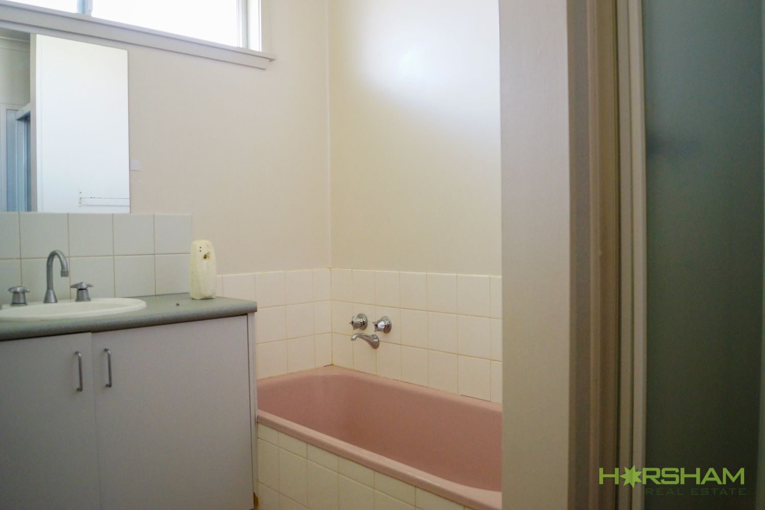 84 Albert Street, Horsham
