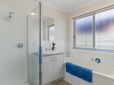 7 Dylan Street, Epsom