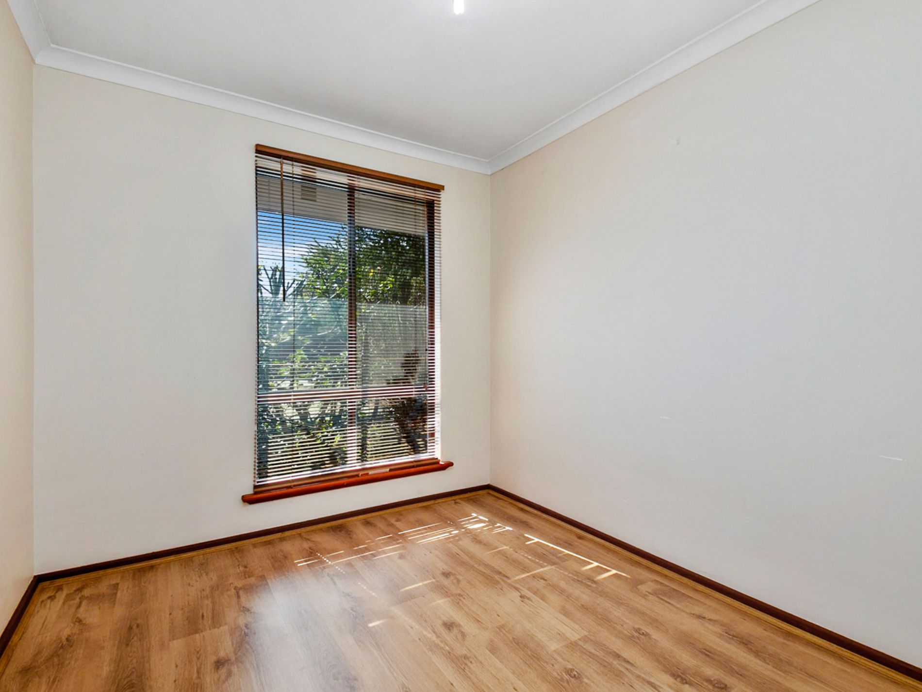 2 / 52 Endeavour Avenue, Bull Creek