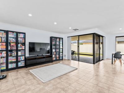 34 Limbee Glade, Huntingdale