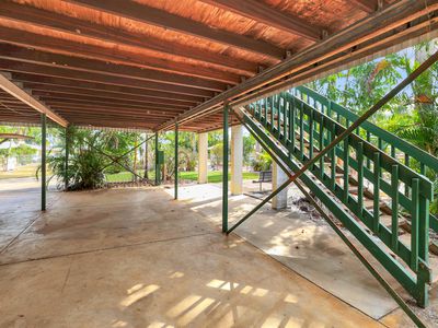 10 Calandrinia Court, Moulden