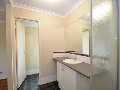 8 Browder Dr, Seville Grove