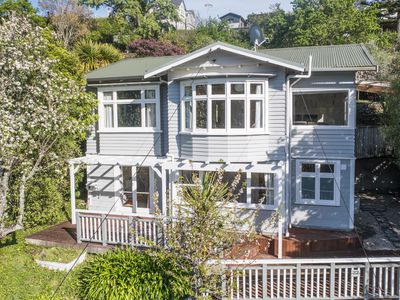 32 Locking Street, Nelson South