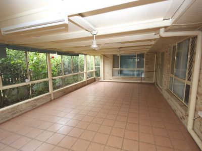 28 Ibis Boulevard, Eli Waters
