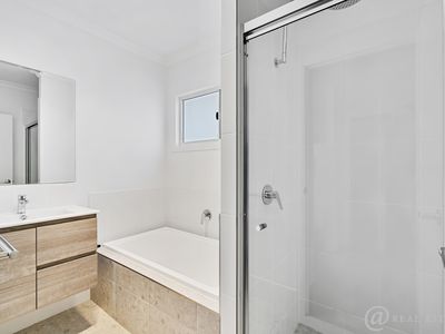 22 Mornington Street, Taroomball
