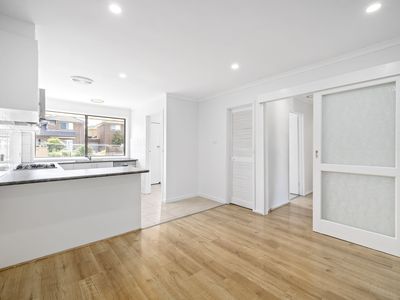 2 / 27 Panorama Street, Clayton