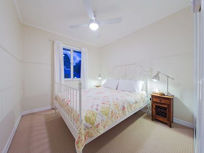 17 Bushing Street, Wynnum West