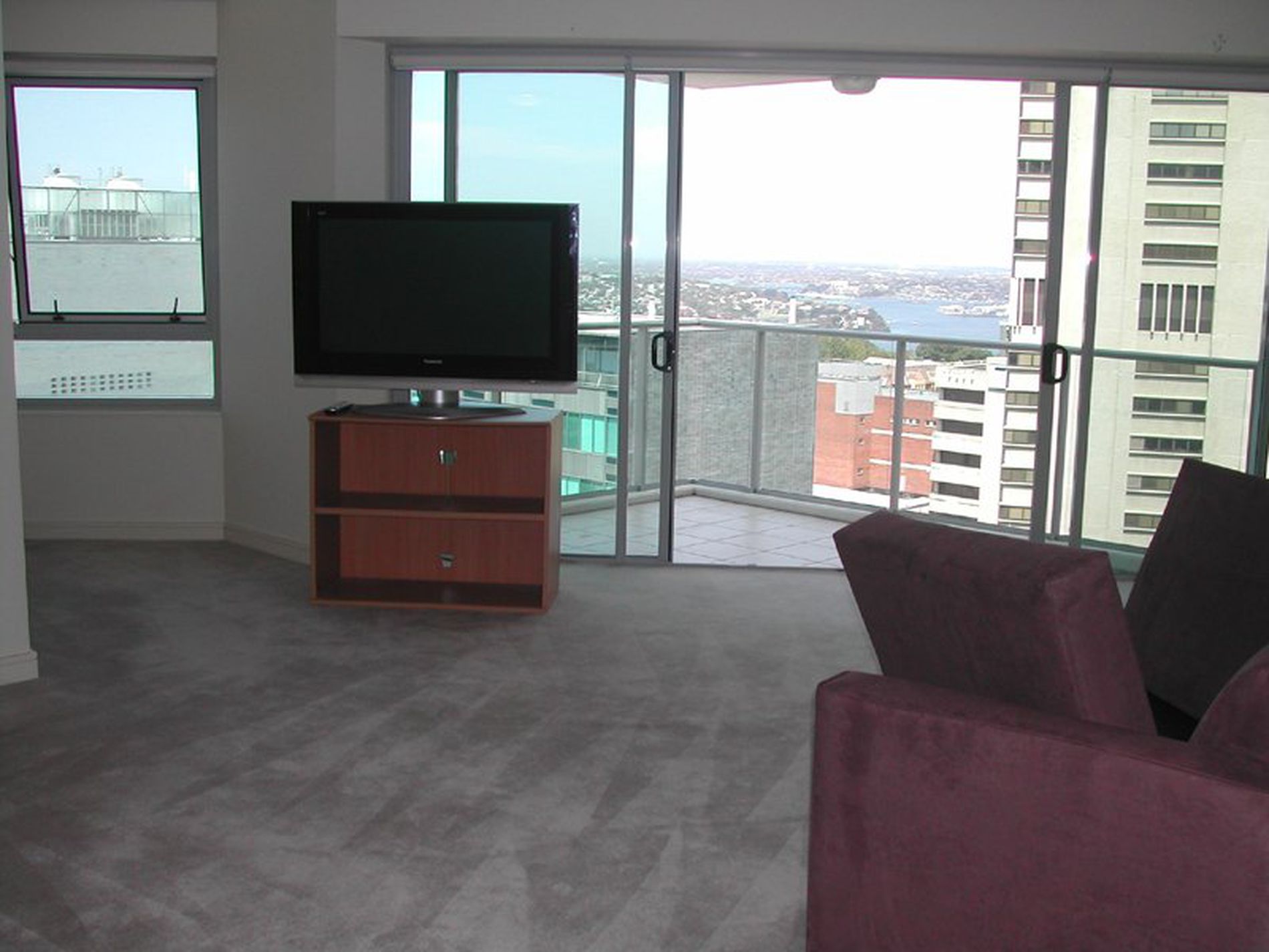 1702 / 77-81 Berry Street, North Sydney