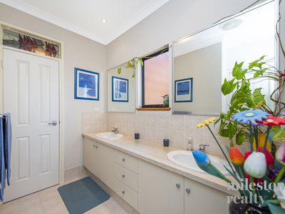 5 / 7 Bellion Drive, Hamilton Hill