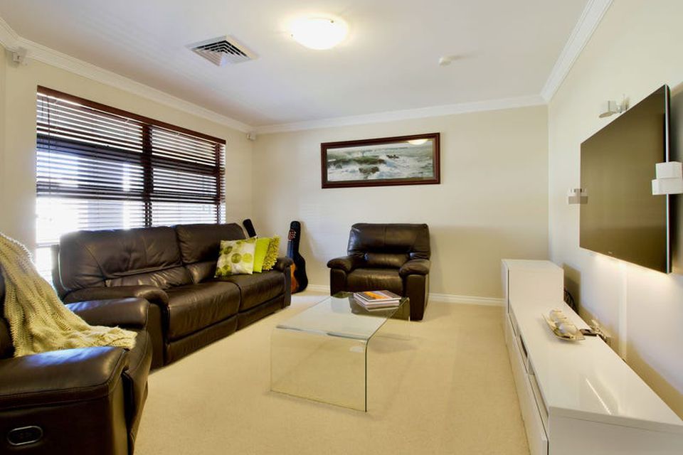1 Dennis Retreat  , Baldivis
