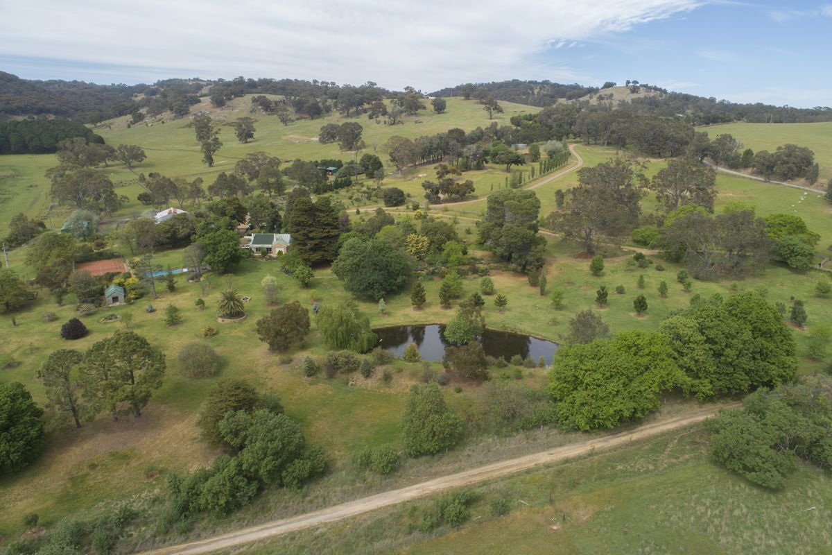 405 Oak Valley Road, Avenel