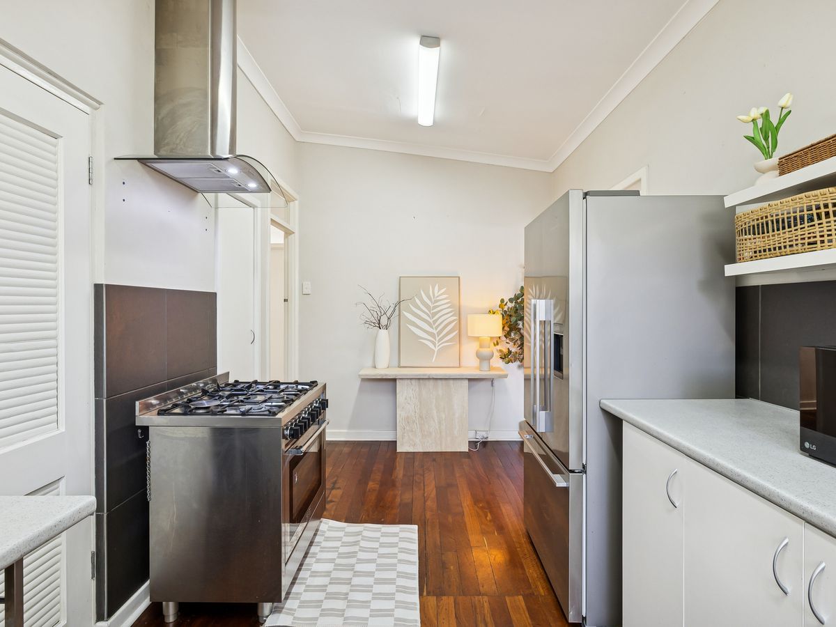 12 Drummond Street, Redcliffe