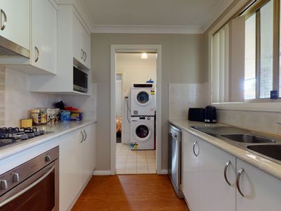 8 Lansdowne Drive, Dubbo