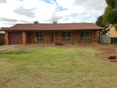 12 Galloway Drive, Dubbo