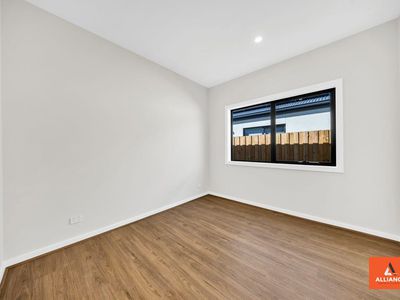 33 Truncata Drive, Tarneit