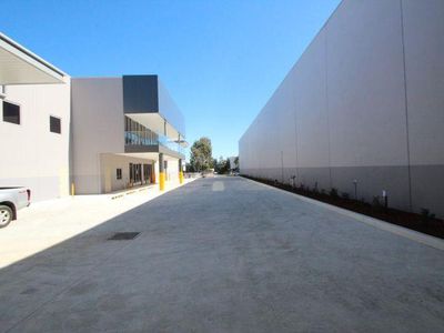 UNIT 1 / 12 George Young St, Auburn