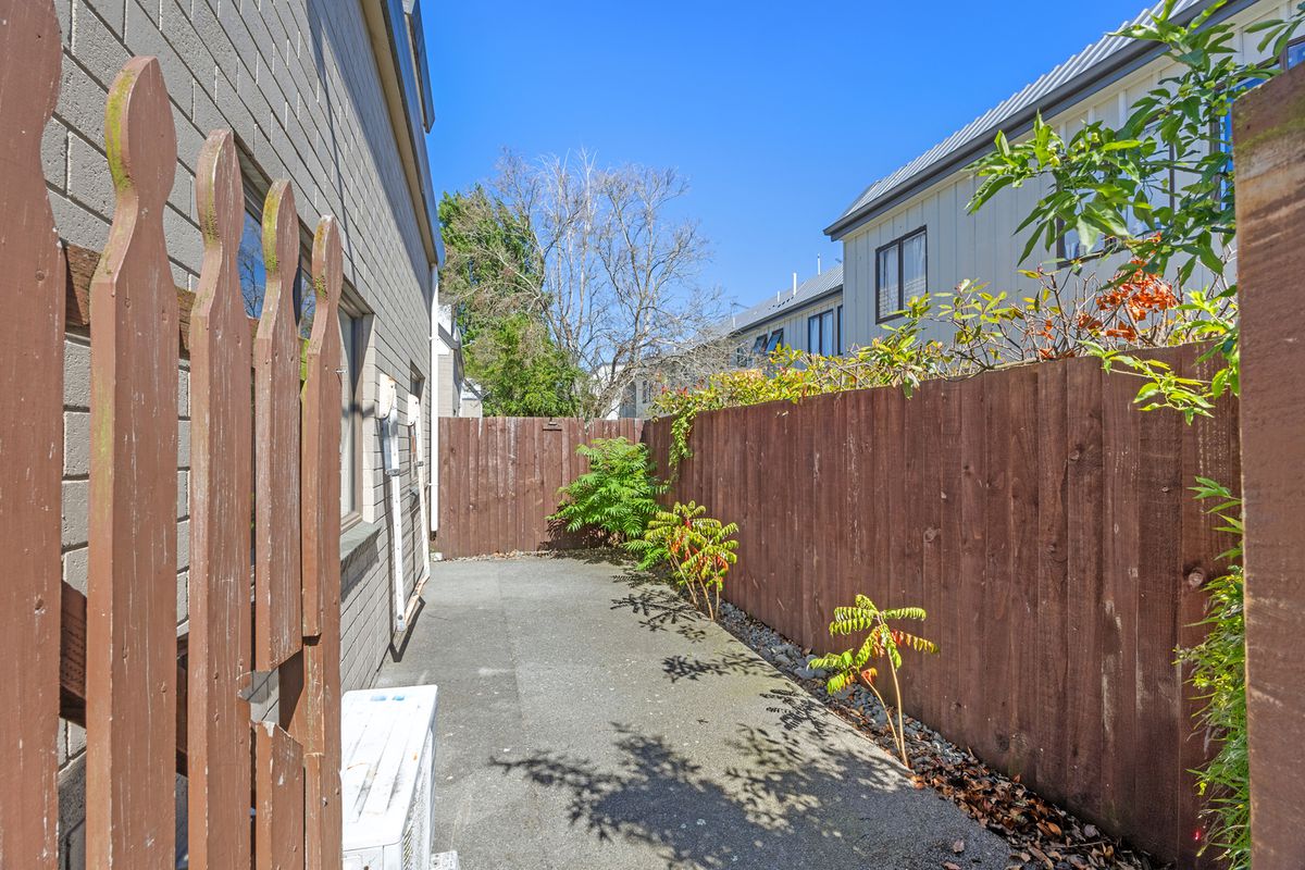 1 / 35 Brockworth Pl, Riccarton