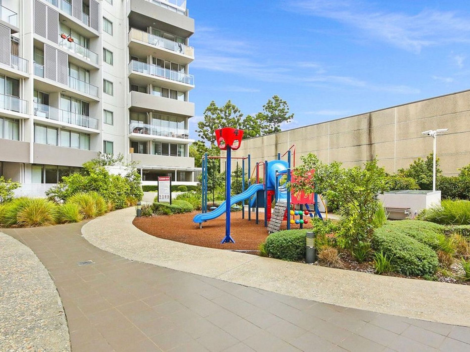 302 / 9-11 Wollongong Road, Arncliffe