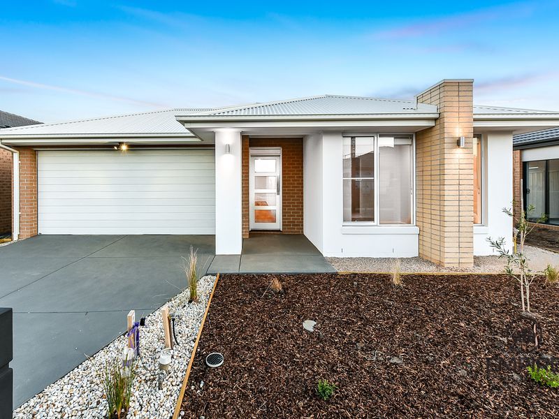 30 Balcarra Street, Clyde North