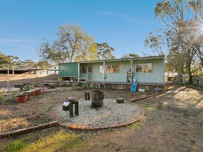 172 Railway Place, Elmore