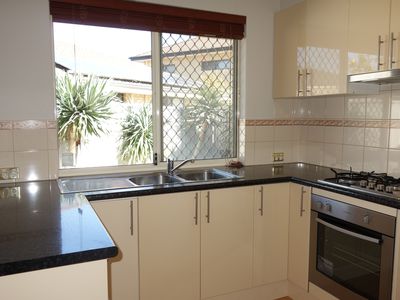 3/8 Piedmont Court, Nollamara