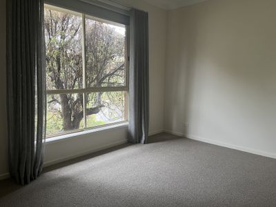 5 / 2 Vivian Street, Belmont