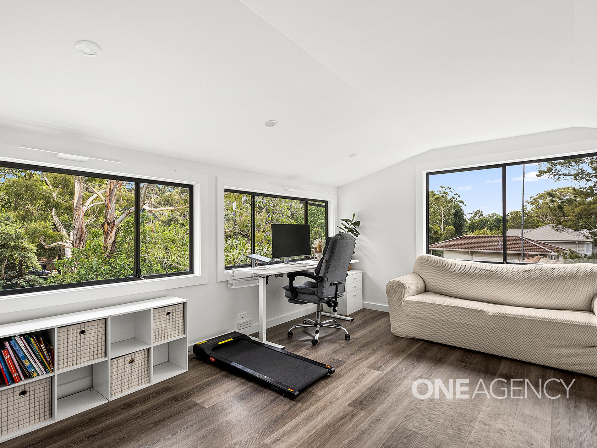 14 Telopea Place, Cordeaux Heights