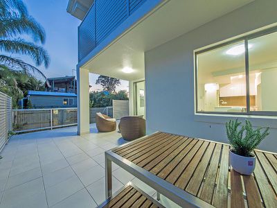1/54 Yamboyna Street, Manly