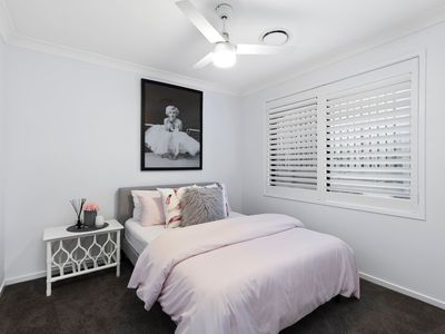 6 Demby Crescent, Wakerley