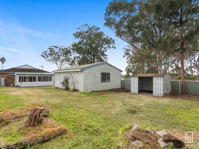 6 Stelling Avenue, Kanwal