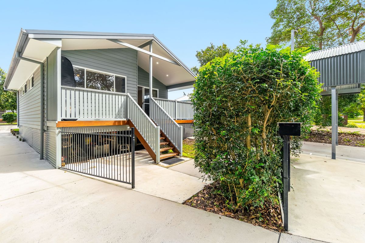 100 Charles Street, Iluka